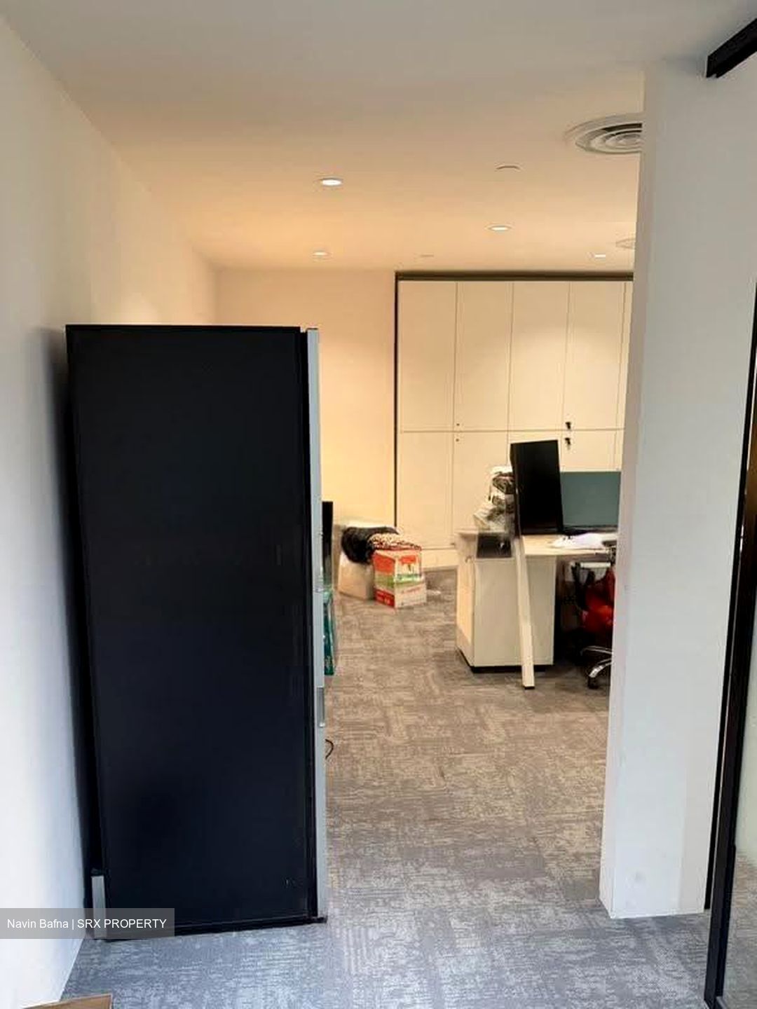 International Plaza (D2), Office #612795581